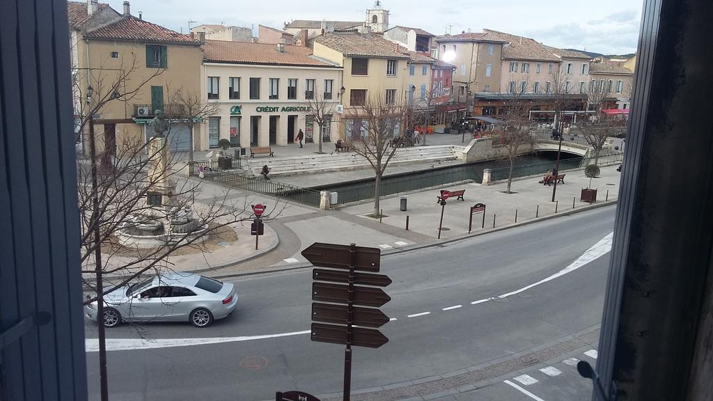 Appartement La Pomme D'Or LʼIsle-sur-la-Sorgue Buitenkant foto